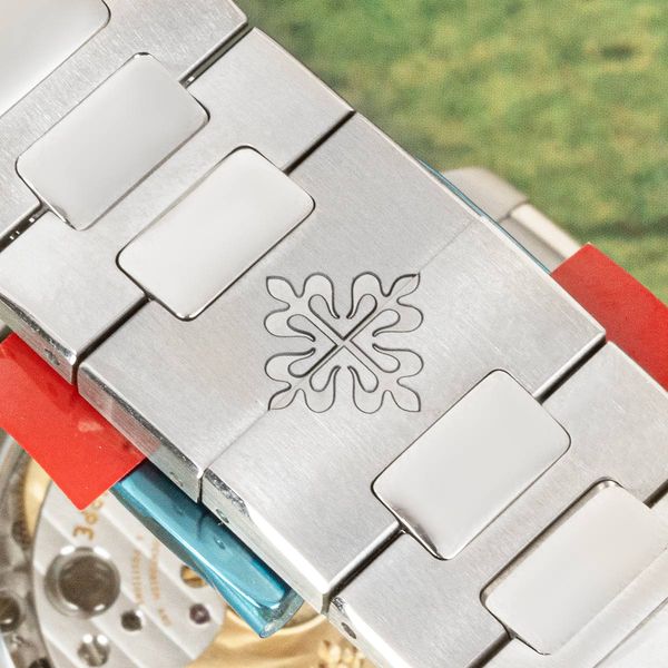 Patek Philippe Nautilus 5811/1G-001